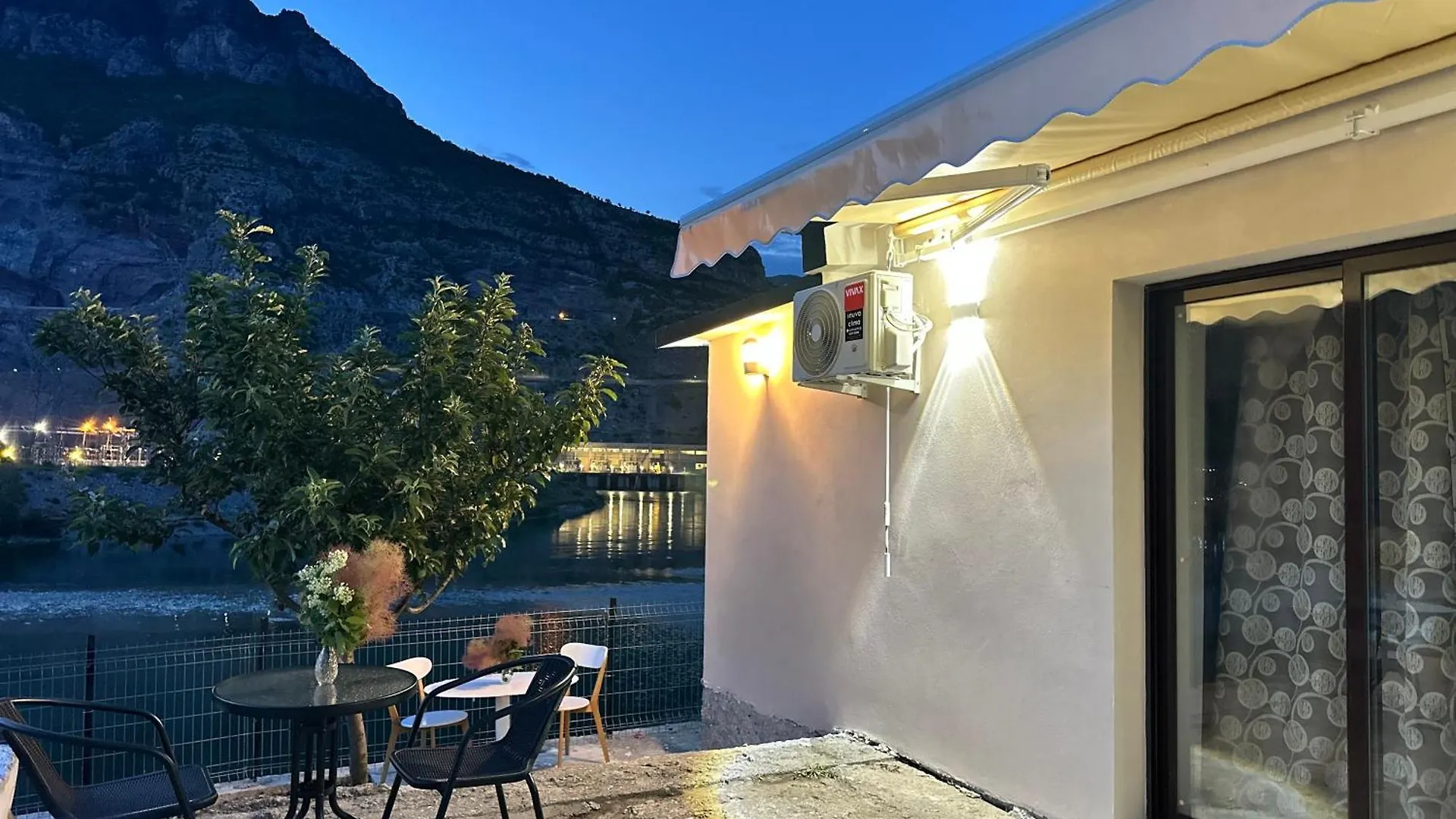 Guesthouse Camping Breeze Of The Drin Deja's Ford Lodge