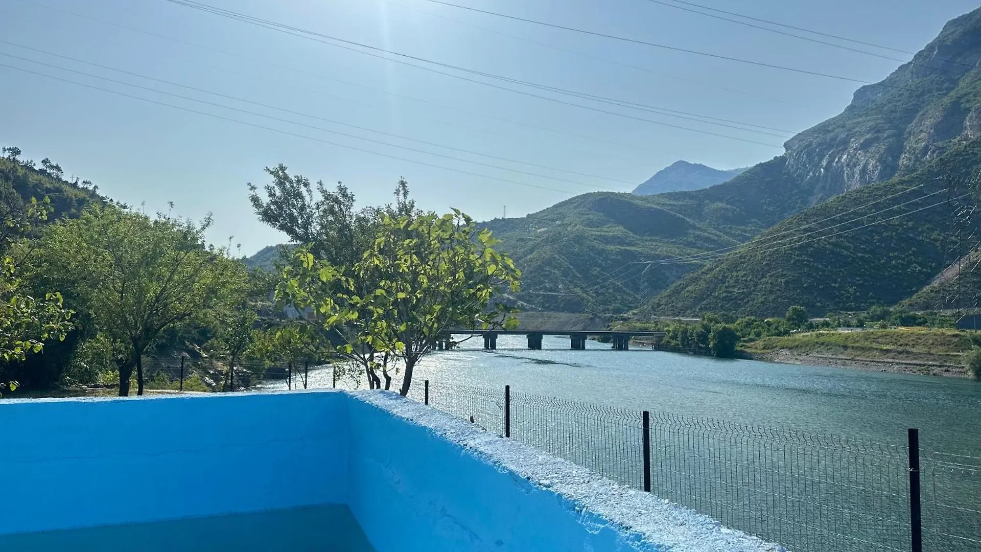 Lodge Guesthouse Camping Breeze Of The Drin Deja's Ford Albania